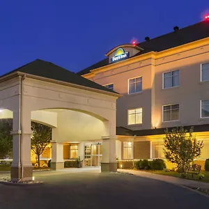 Days By Wyndham Airport 3* Ottawa